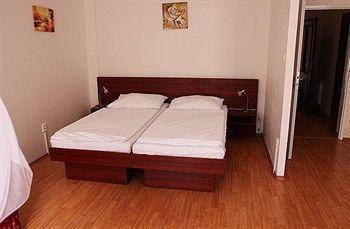 Susa 3* Praga